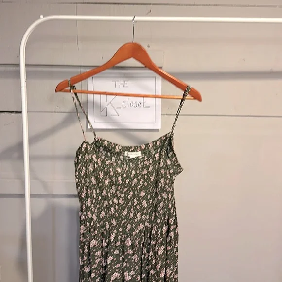 Aeropostale | Dresses | Aeropostale Pink Green Floral Slit Maxi Summer Dress | Poshmark Aeropostale | Dresses | Aeropostale Pink Green Floral Slit Maxi Summer Dress | Poshmark